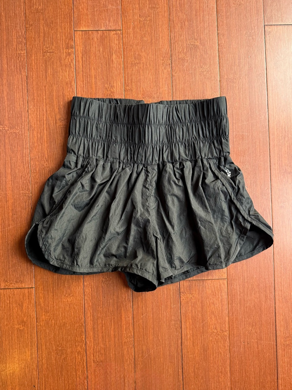 Free People Movement Smocked Running Shorts Black - Size Small